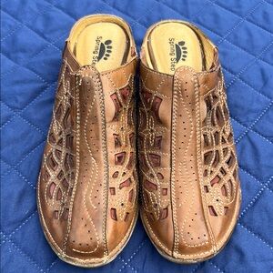 Spring Step Brown Leather Mules with Intricate Design size 38